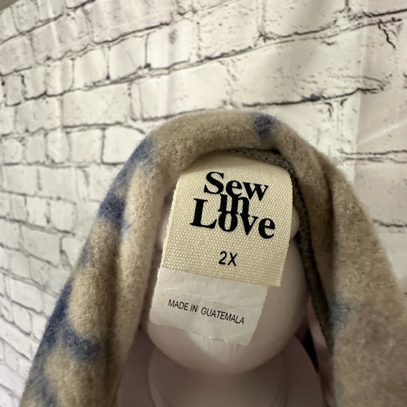 Sew in Love half zip pullover sweatshirt. Size 2X, Lavender & olive - Picture 6 of 9